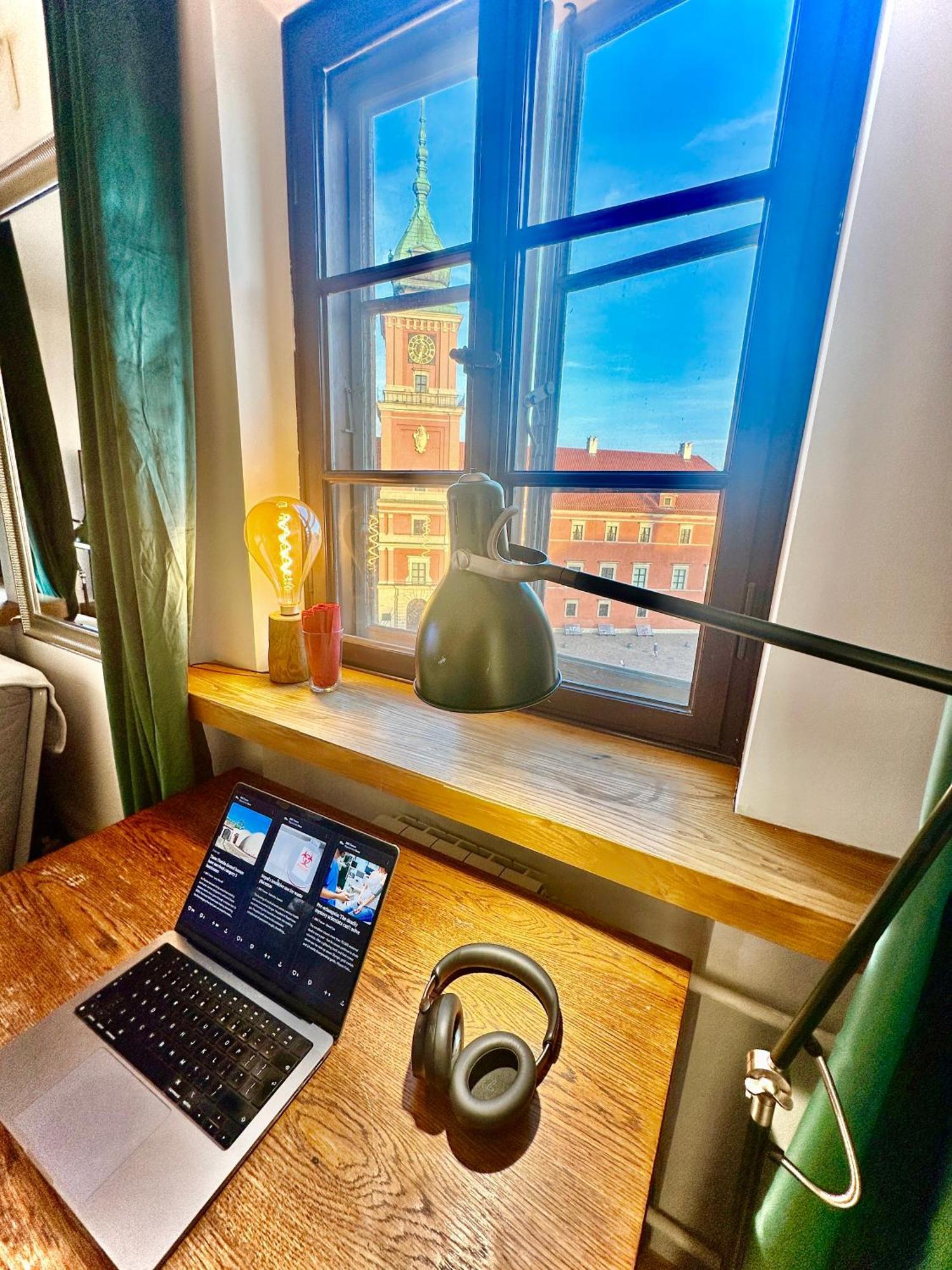 Old Town Best View Wifi 300 Mb/S Huge Screen Netflix Appletv Amazontv Varşova Dış mekan fotoğraf