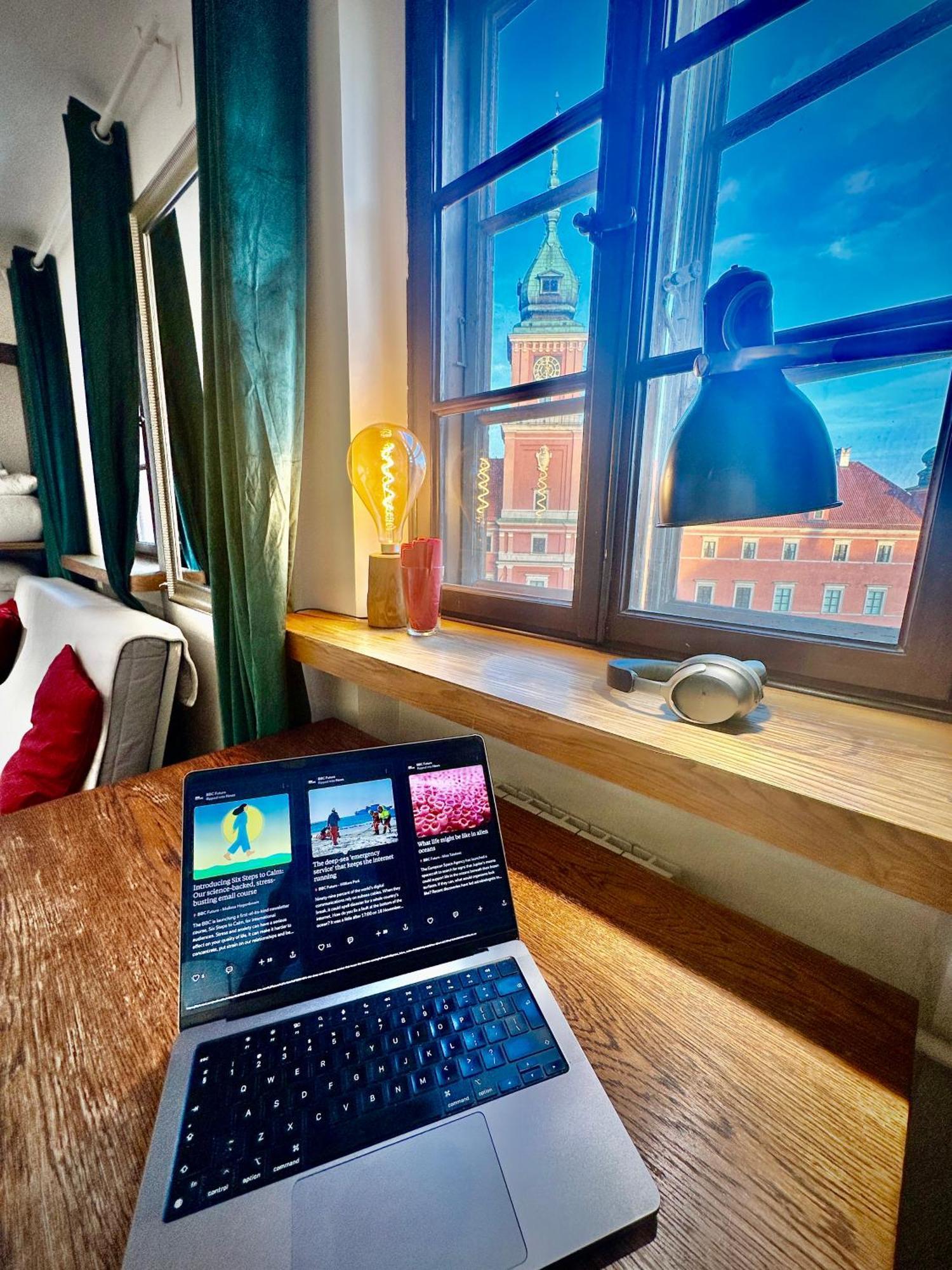 Old Town Best View Wifi 300 Mb/S Huge Screen Netflix Appletv Amazontv Varşova Dış mekan fotoğraf