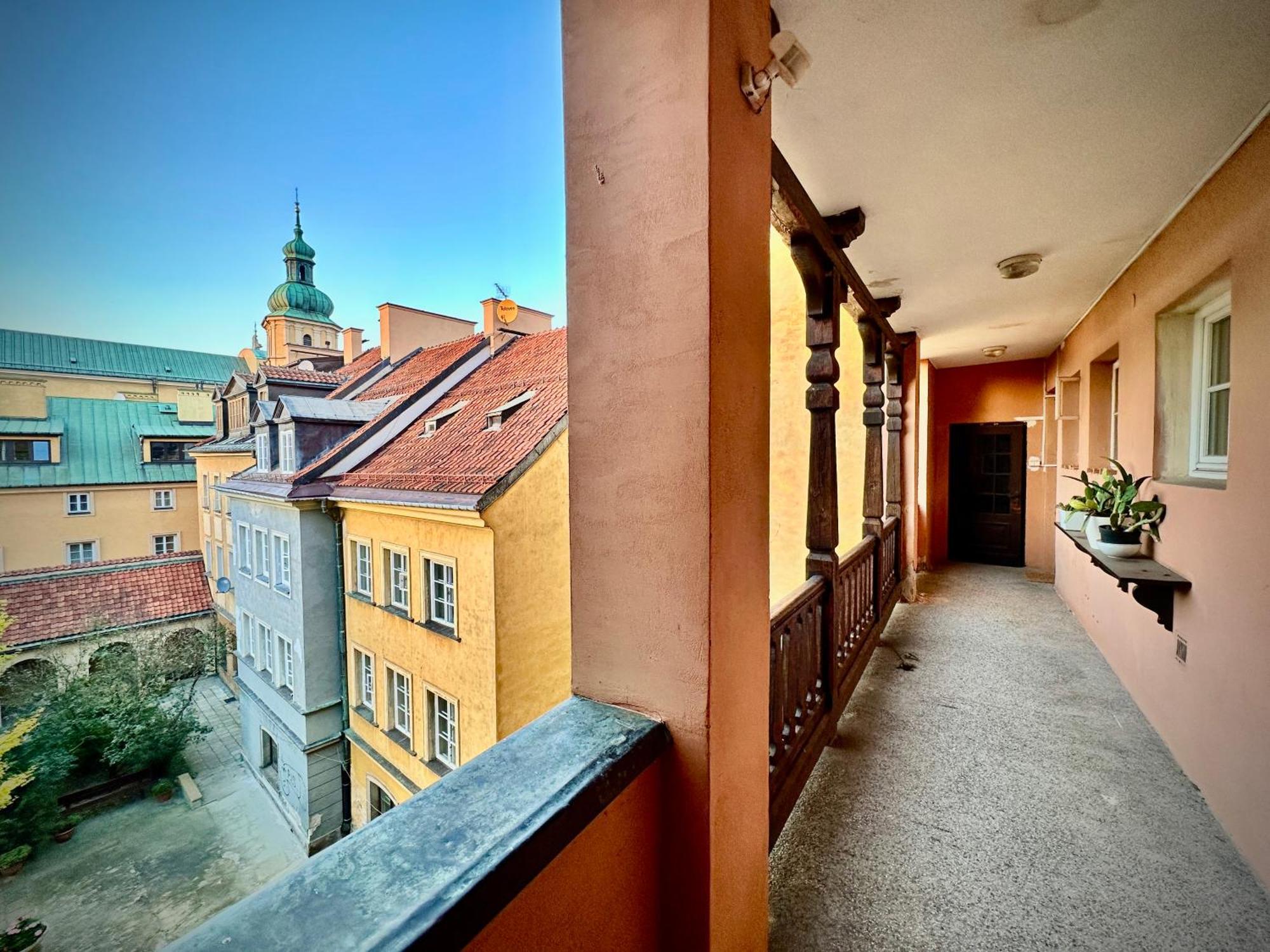 Old Town Best View Wifi 300 Mb/S Huge Screen Netflix Appletv Amazontv Varşova Dış mekan fotoğraf