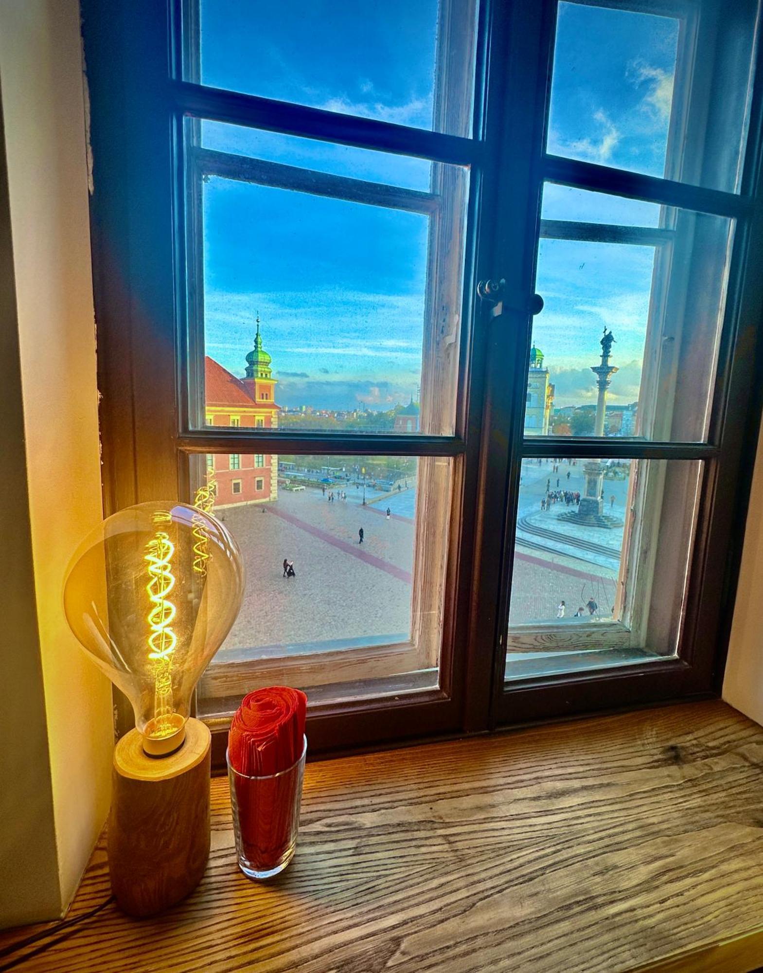 Old Town Best View Wifi 300 Mb/S Huge Screen Netflix Appletv Amazontv Varşova Dış mekan fotoğraf