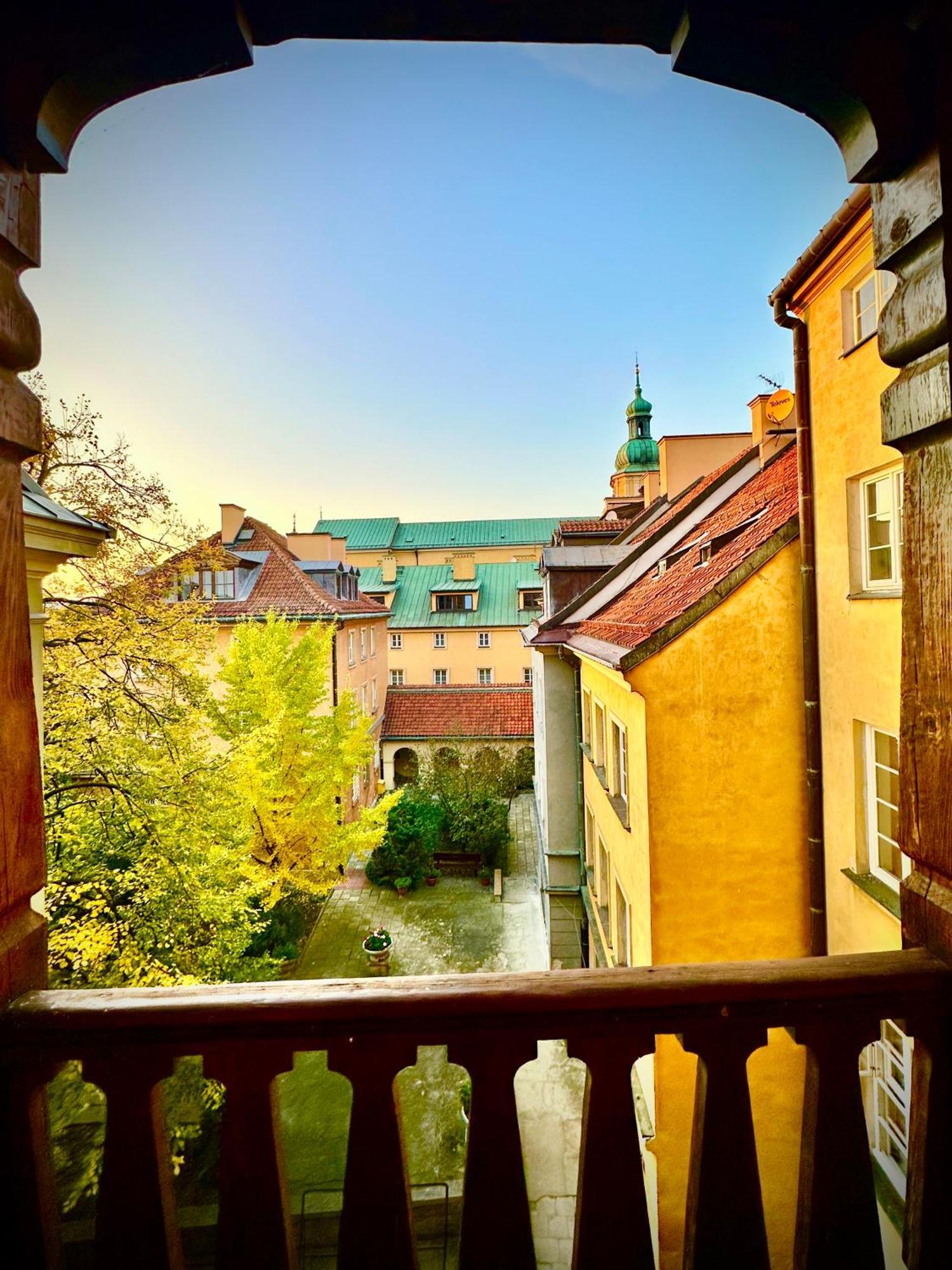 Old Town Best View Wifi 300 Mb/S Huge Screen Netflix Appletv Amazontv Varşova Dış mekan fotoğraf